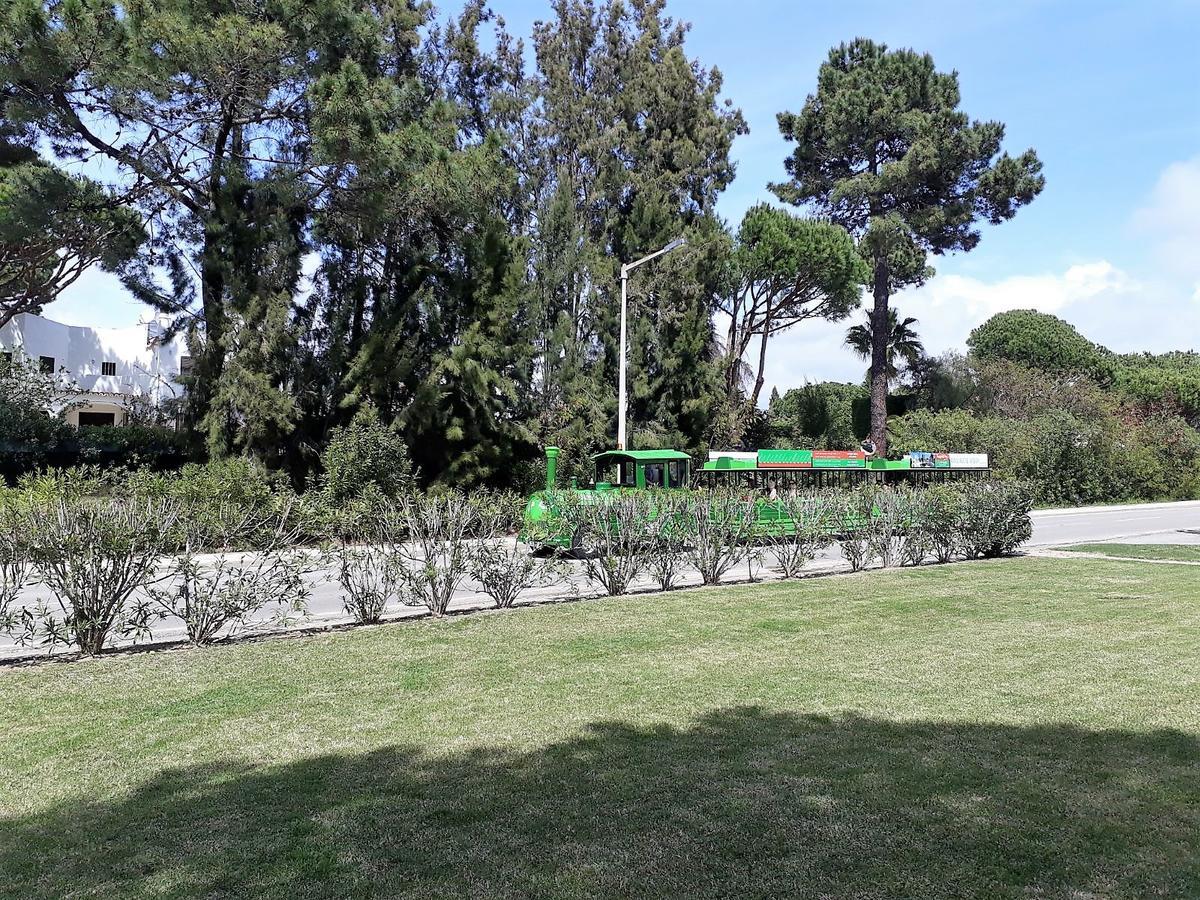 Mouramar- Garagem, Piscina & Wifi Lägenhet Vilamoura Exteriör bild