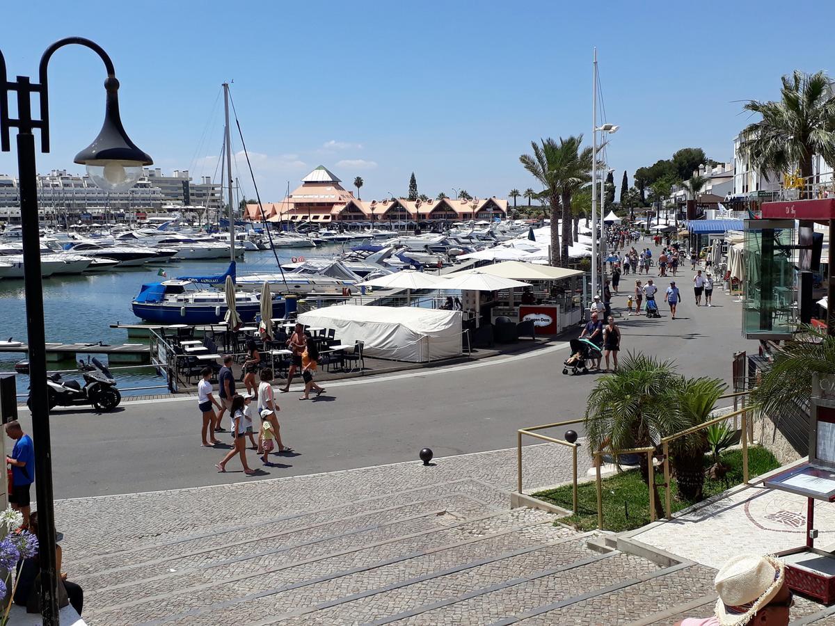 Mouramar- Garagem, Piscina & Wifi Lägenhet Vilamoura Exteriör bild