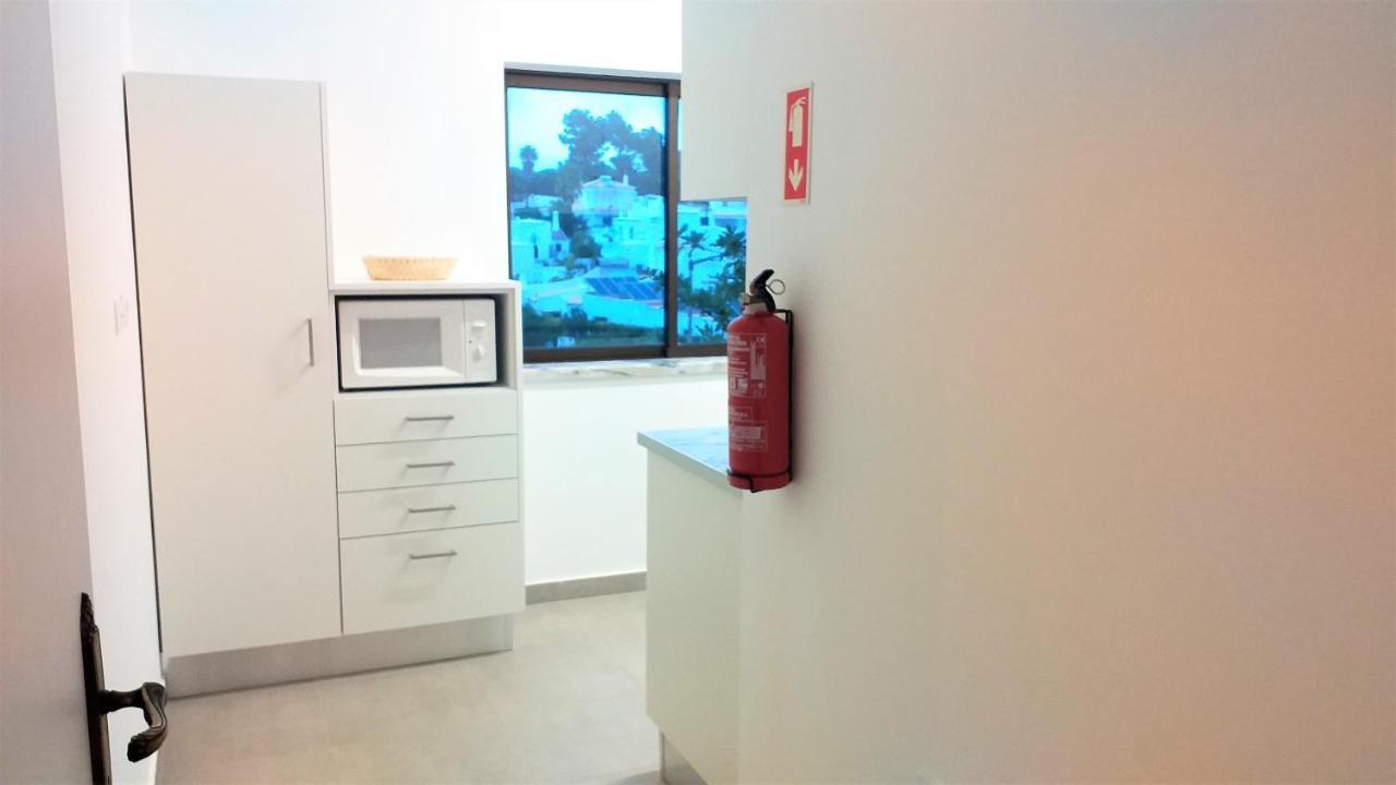 Mouramar- Garagem, Piscina & Wifi Lägenhet Vilamoura Exteriör bild